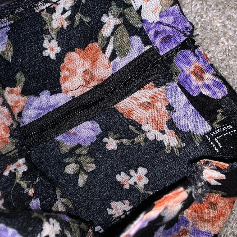 Forever 21 Multicolor Floral High Waist shorts - Picture 6 of 8
